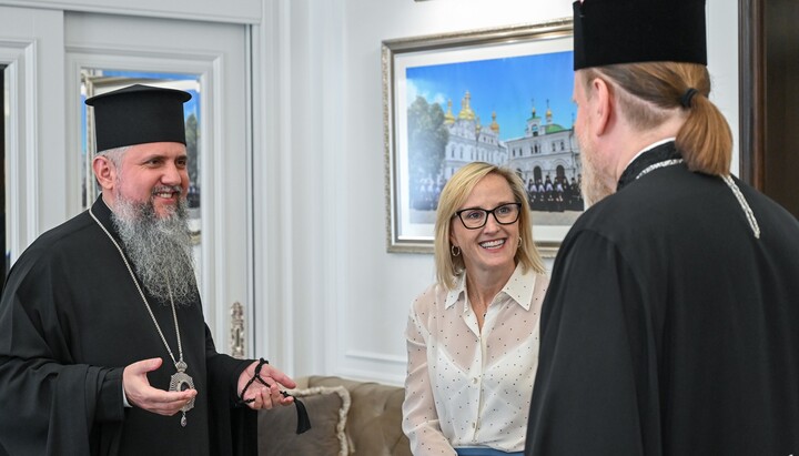 Думенко, Зоря и Джули Дэвис. Фото: ПЦУ