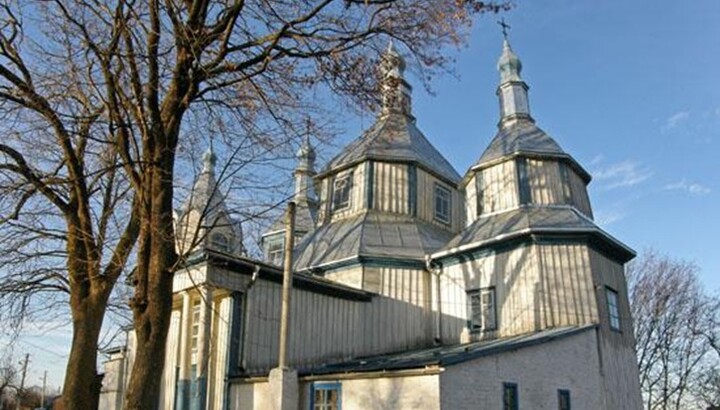 Преображенская церковь 1738 г. в с. Корниловка. Фото: chk.gp.gov.ua