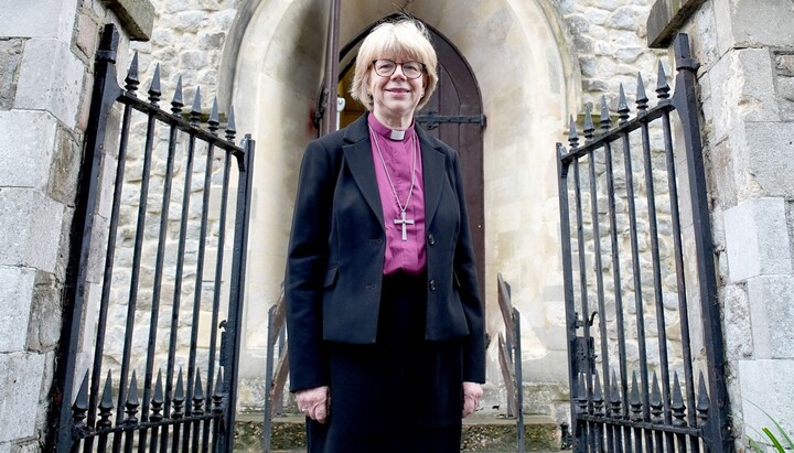 Сара Маллалли во время посещения церкви Всех Святых в Кентербери, графство Кент. Фото: PA