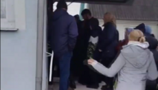 В Миньковцах рейдеры ПЦУ срезали замки и захватили храм УПЦ