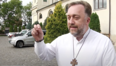 Клирик УГКЦ о верующих УПЦ: Эта болезнь лечится смертью