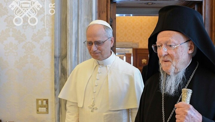 Папа римский Лев и Константинопольский Патриарх Варфоломей. Фото: romfea.gr
