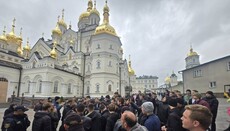 В полиции открыли дело о «препятствовании» обыскам в Почаевской лавре