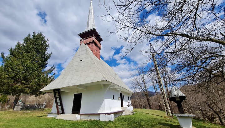 The Church of the Descent of the Holy Spirit in the Romanian village of Sarta. Photo: Facebook