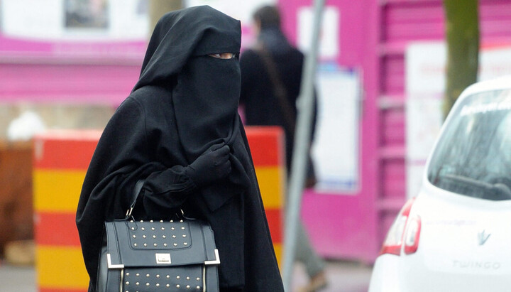 A woman wearing a niqab. Photo: AFP