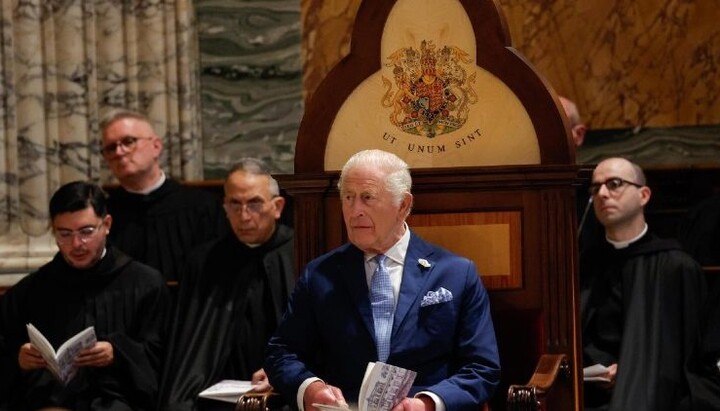 Король Карл получает титул королевского собрата в Ватикане. Фото: vatican news