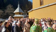 В Усть-Путиле гонимый приход УПЦ отметил престольный праздник