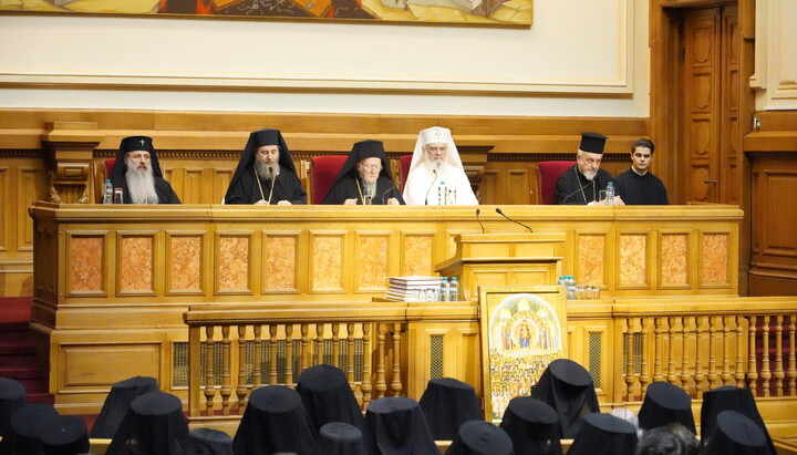 Patriarch Bartholomew troubled by “disorderly voices” criticizing his Church