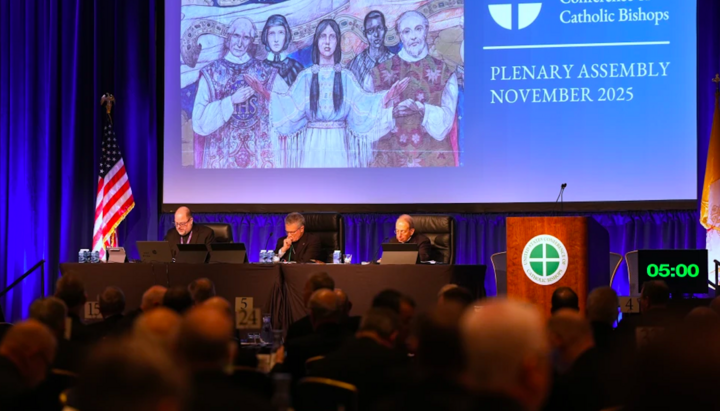 Пленарное заседание Конференции католических епископов США в Балтиморе 11 ноября 2025 года. Фото: AP/Стефани Скарбро