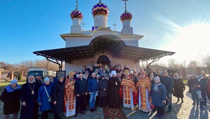 Clergy and parishioners at the new church in honor of John the Forerunner in Kolomak after the rite of consecration. Photo: Kharkiv Eparchy of the UOC
