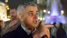 Мер-мусульманин Лондона розгубився на сцені через рядки про Христа