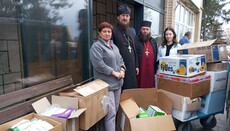 Духовенство УПЦ передало медикаменти Хмельницькій обласній лікарні