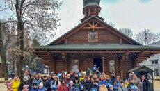 Το κοινωνικό τμήμα της УПЦ παρέδωσε δώρα από τον Μακαριώτατο στα παιδιά των οικογενειών των μεταναστών