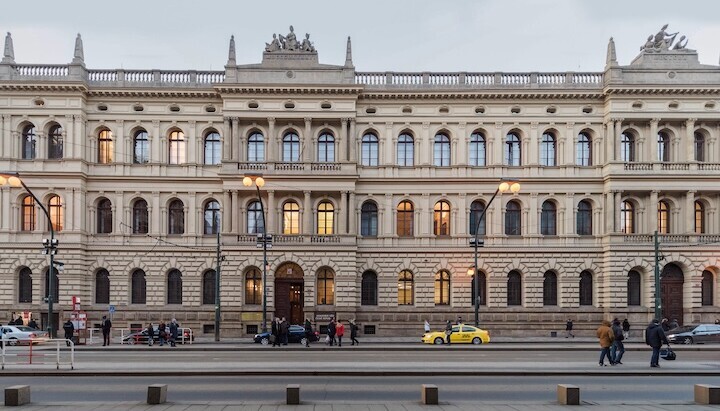 В Чехии на закрытой презентации назвали Церковь угрозой безопасности