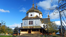 В Космаче клирик ПЦУ захватил свой храм из-за неприятия общиной нового стиля