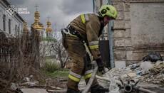 На территории Верхней лавры произошел пожар