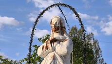 Вандали осквернили статую Богородиці у Львівській області