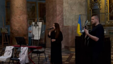 У відібраному в УПЦ храмі Чернігова влада провела «заупокійний» концерт