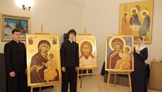 В Каменце-Подольском вручили дипломы выпускникам иконописного училища