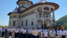 Тысяча верующих УПЦ отметила престольный праздник в Красноильске
