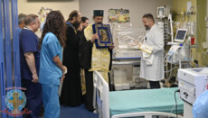 In Sofia, sick woman miraculously healed before Hawaiian Icon of Theotokos