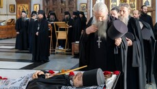 В Святогорской лавре простились с убитым монахом Варсонофием