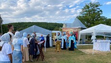 Гнана парафія у Васловівцях відзначила свято Успіння просто неба