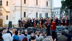 By Dumenko's blessing, a symphonic concert was held at the Lavra