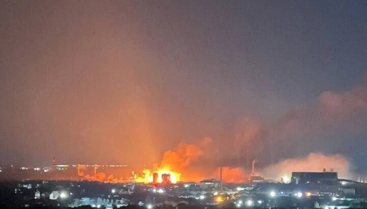 Внаслідок обстрілу Кам'янського загинули четверо людей, п'ятеро отримали поранення. Фото: t.me/lachentyt