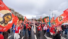 Думенко о крестном ходе в Москве: Ходила толпа с кровавыми флагами
