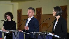 Венгрия отменит запрет на усыновление детей однополыми парами