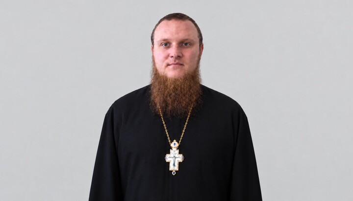 Архімандрит Серафим (Растворов), який перейшов до ПЦУ. Фото: anons-zak.com