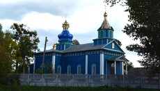 Силовики захватили храм УПЦ в Белозорье