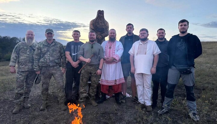 Открытие капища Сварогу на Харьковщине. Фото: Фейсбук Сичеславского