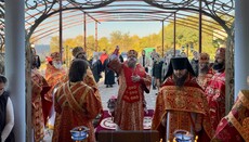 У монастирі на Закарпатті ієрархи УПЦ освятили нову каплицю