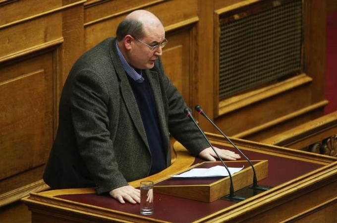 Премьер-министр Греции призвал поддержать «прогресс» - свободную смену пола фото 1