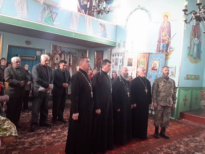 На Ивано-Франковщине на Покров готовят захват храма УПЦ фото 1