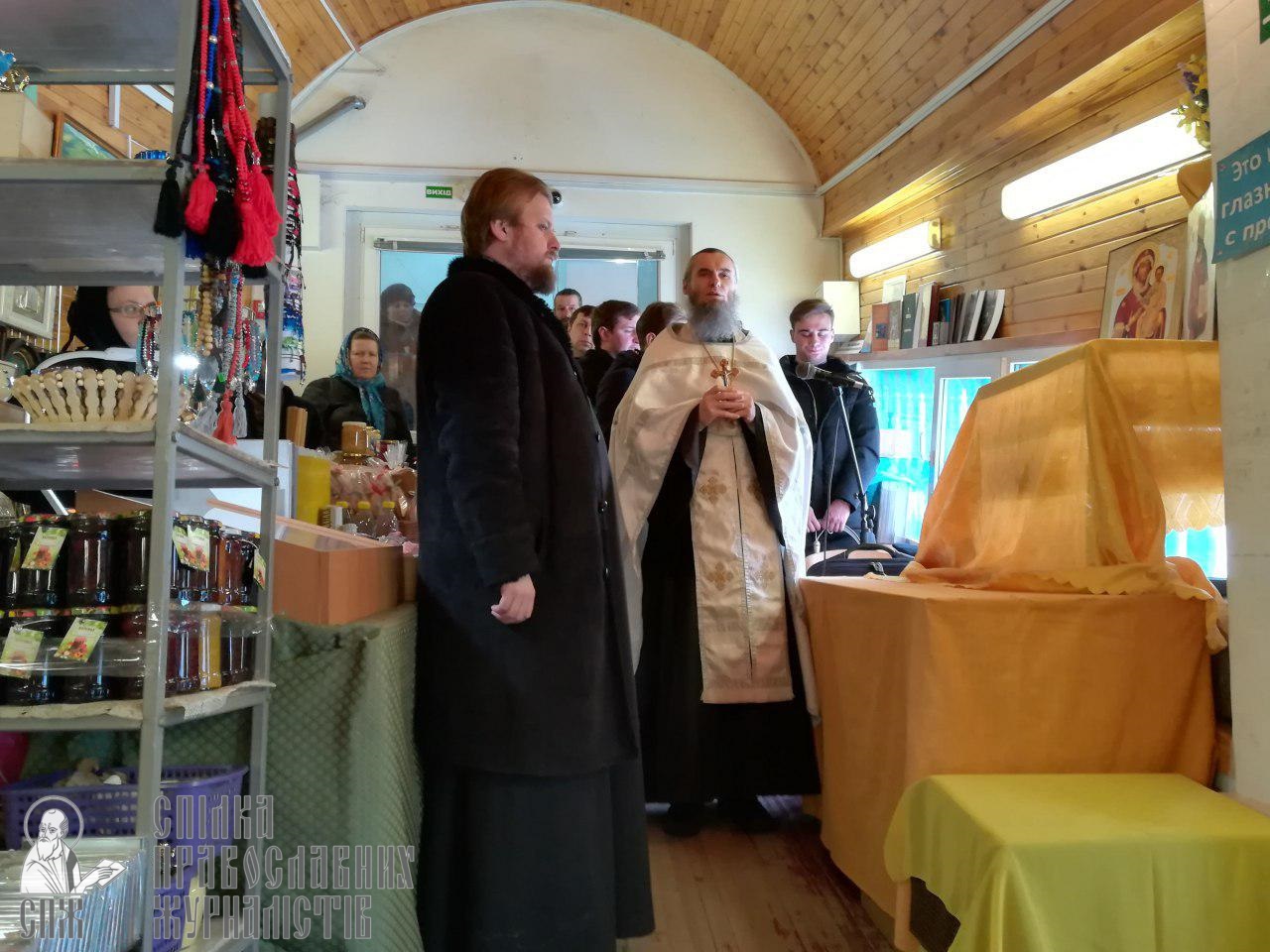 В Киево-Печерской лавре открылась выставка-ярмарка «Сретенская» фото 1