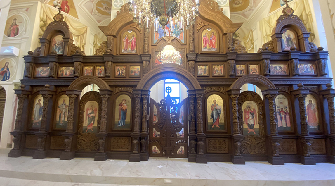 State symbols vs the Сross of the Lord: what’s wrong with our