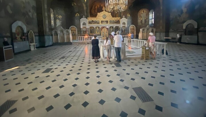 Why do authorities use national security as a pretext to destroy the Church? фото 2