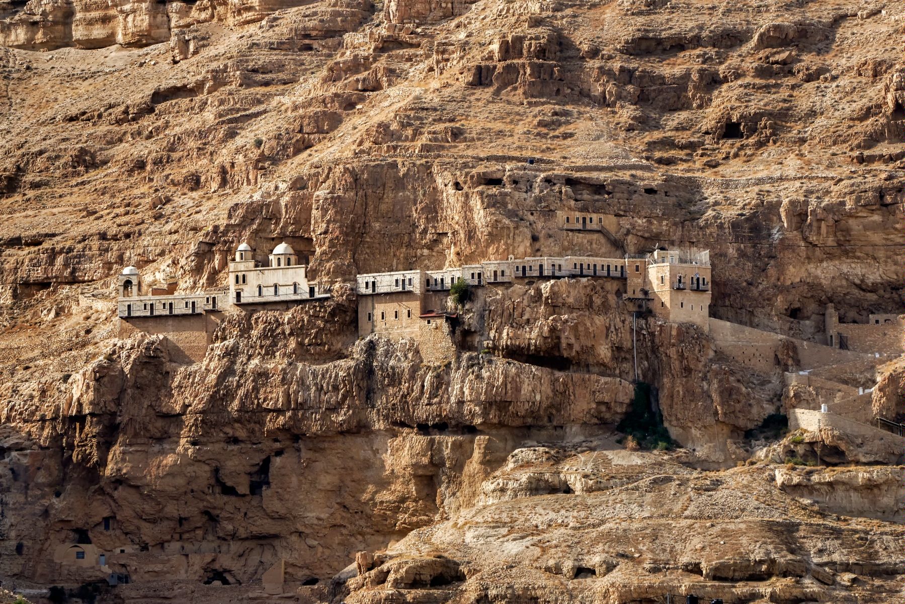 Вид на скальный Монастырь Искушения